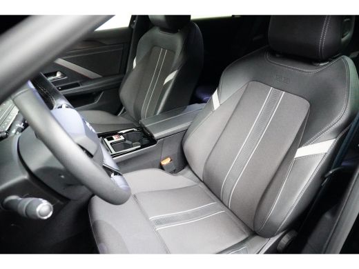 Opel Astra 1.2 Turbo GS | Adaptive Cruise controle| Apple Carplay & Android auto | Climat control ActivLease financial lease