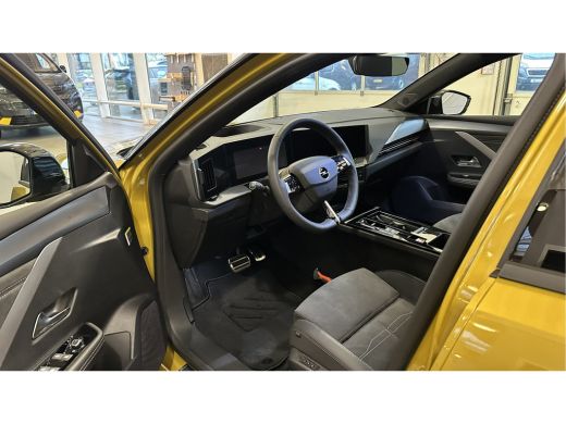 Opel Astra 1.2 Turbo Hybrid Level 4 Ultimate 136pk e-DSC | Panorama dak | "18 LM | Adaptieve Cruise | Alcant... ActivLease financial lease