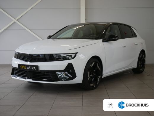 Opel Astra 1.6 Turbo Plug In Hybrid GSe | Apple Carplay / Android auto | Parkeersensoren voor + achter | ac... Opel Astra 1.6 Turbo Plug In Hybrid GSe | Apple Carplay / Android auto | Parkeersensoren voor + achter | ac...