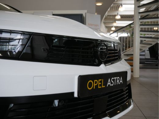 Opel Astra 1.6 Turbo Plug In Hybrid GSe | Apple Carplay / Android auto |  Parkeersensoren voor + achter | ac... ActivLease financial lease