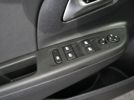 Opel Corsa Opel 1.2 Elegance 100PK | Airco | Cruise controle | DAB+ | Apple Carplay / Android auto | Elektri... ActivLease financial lease