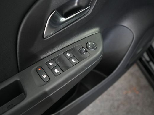 Opel Corsa 1.2 Turbo GS Automaat | Panorama dak | Stoelverwarming | Stuurverwarming | Android / Apple Carpla... ActivLease financial lease
