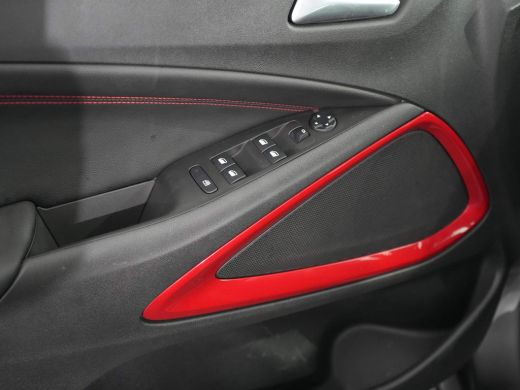 Opel Crossland Opel 1.2 Turbo GS Line | Apple Carplay / Android auto | Parkeersensoren achter ActivLease financial lease