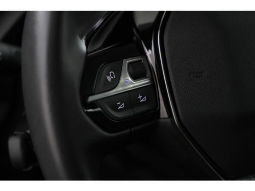 Peugeot 208 1.2 PureTech Active Pack 5 Deurs, Apple carplay, lmv, climate, ActivLease financial lease