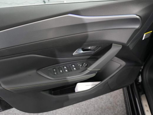 Peugeot 308 1.2 PureTech GT | Navi | 360* camera | Elek. stoelen + geheugen ActivLease financial lease
