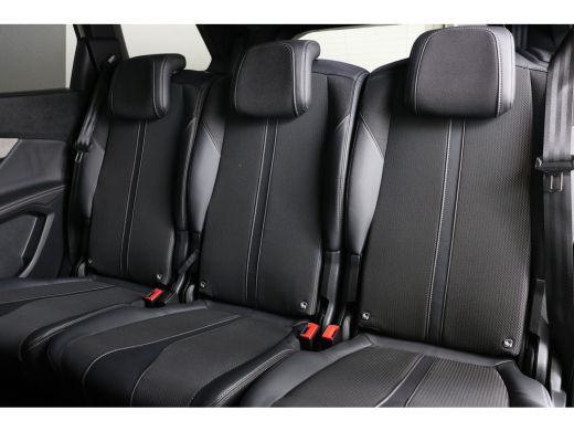 Peugeot 5008 Peugeot 1.2 Hybrid GT Automaat 136 | Navi | Camera | 7-zits | Keyless Entry | Parkeersensoren V+A... ActivLease financial lease