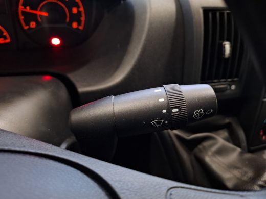 Peugeot Boxer 330 2.0 BlueHDI 130 L2H2 Premium Pack | Imperiaal | LED dagrijverlichting | Navigatie | Camera | ... ActivLease financial lease