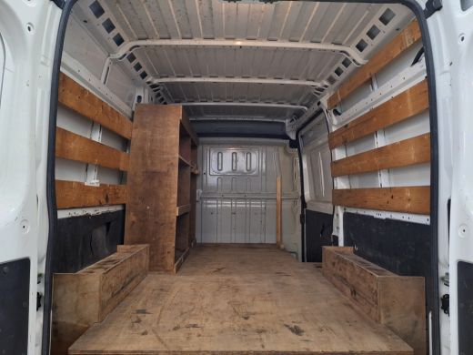 Peugeot Boxer 330 2.2 BlueHDi 140 L2H2 Premium | Imperiaal | LED dagrijverlichting | Navigatie | Camera | Parke... ActivLease financial lease