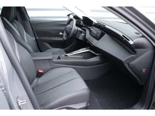Peugeot e-308 SW SW 54KWH STYLE AUTOMAAT / NAVI / CLIMA / LED / PDC / 17" LMV / KEYLESS / ADAPT. CRUISECONTROL / 1... ActivLease financial lease