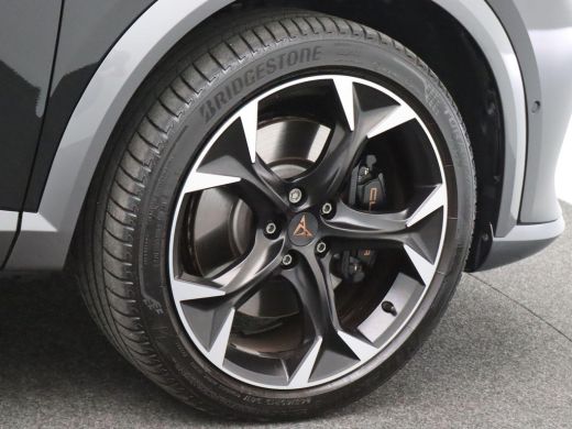 Seat Formentor 1.4 e-Hybrid VZ Performance 245PK DSG keyless, elektr. achterklep, side assist, full led, panoram... ActivLease financial lease