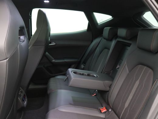 Seat Formentor 1.4 e-Hybrid VZ Performance 245PK DSG keyless, elektr. achterklep, side assist, full led, panoram... ActivLease financial lease