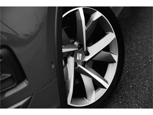 Seat Tarraco 1.4 TSI e-Hybrid PHEV FR Business | 245 pk | Panoramadak | Camera rondom | Carplay ActivLease financial lease