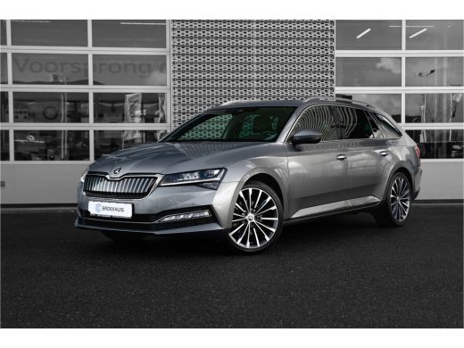Skoda Superb Combi 1.4 TSI iV 218 pk Laurin & Klement | Leder | Trekhaak | Panoramadak | Full options! Skoda Superb Combi 1.4 TSI iV 218 pk Laurin & Klement | Leder | Trekhaak | Panoramadak | Full options!