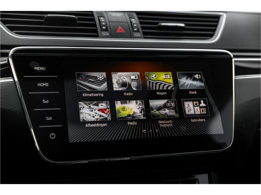 Skoda Superb Combi 1.4 TSI iV 218 pk Laurin & Klement | Leder | Trekhaak | Panoramadak | Full options! ActivLease financial lease