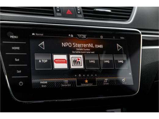 Skoda Superb Combi 1.4 TSI iV 218 pk Laurin & Klement | Leder | Trekhaak | Panoramadak | Full options! ActivLease financial lease