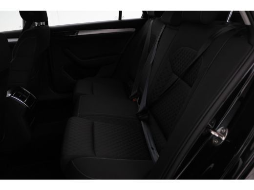 Skoda Superb Combi 1.4 TSI iV Business Edition Plus Automaat, Navigatie, apple CarPlay, trekhaak ActivLease financial lease