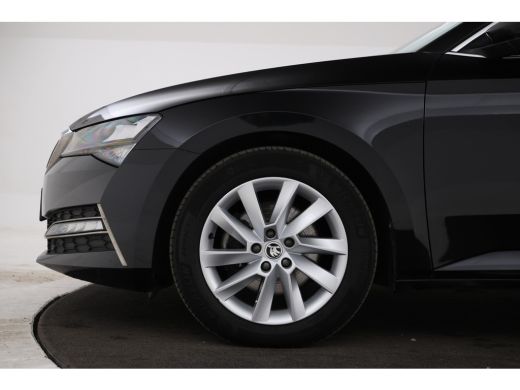 Skoda Superb Combi 1.4 TSI iV Business Edition Plus Automaat, Navigatie, apple CarPlay, trekhaak ActivLease financial lease
