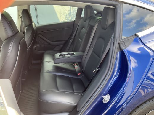 Tesla Model 3 RWD Plus Incl.BTW Autopilot Pano Leer Navi Camera 60 kWh ActivLease financial lease