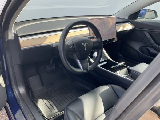 Tesla Model 3 RWD Plus Incl.BTW Autopilot Pano Leer Navi Camera 60 kWh ActivLease financial lease