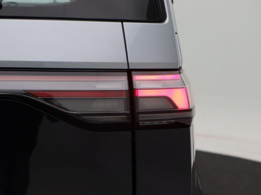 Volkswagen ID. Buzz Cargo 77 kWh 204 Pk | Full LED | Trekhaak | Camera | Navigatie | 20 Inch | Adaptive Cruise | 22.4... ActivLease financial lease