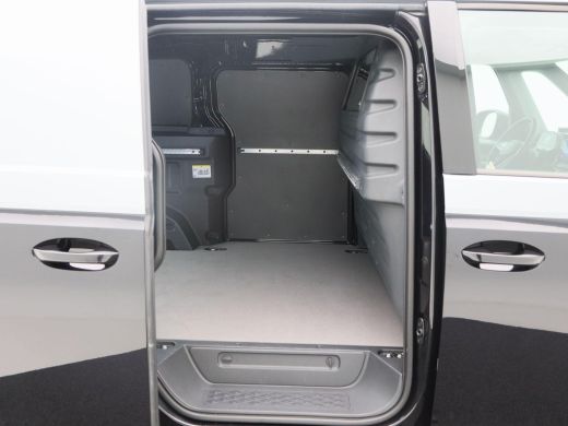 Volkswagen ID. Buzz Cargo 77 kWh 204 Pk | Full LED | Trekhaak | Camera | Navigatie | 20 Inch | Adaptive Cruise | 22.4... ActivLease financial lease