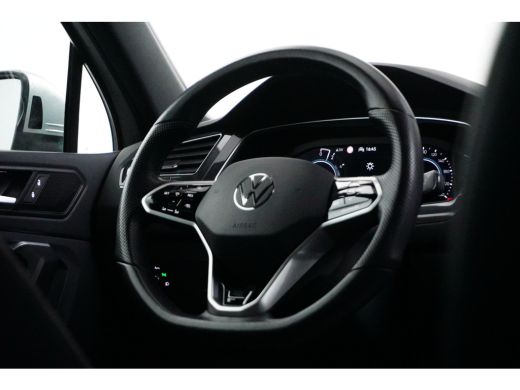 Volkswagen Tiguan 1.4 TSI 245PK DSG-6 eHybrid R-Line | NAVIGATIE | CAMERA | AUTO A. KLEP ActivLease financial lease