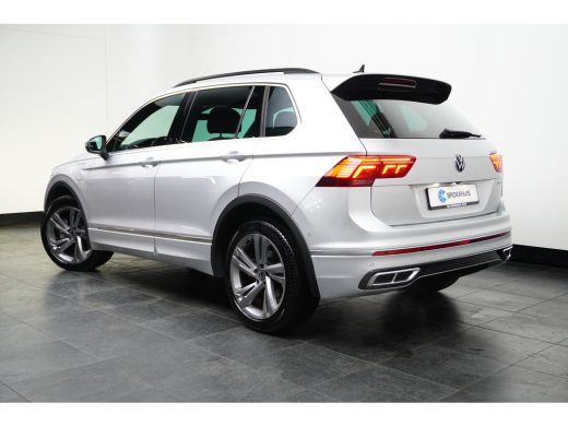 Volkswagen Tiguan 1.4 TSI 245PK DSG-6 eHybrid R-Line | NAVIGATIE | CAMERA | AUTO A. KLEP ActivLease financial lease