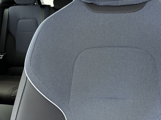 Volvo  EX30 Volvo Single Motor Extended Range Plus 69 kWh | Adaptive Cruiscontrol | Extra getint glas | PDC+C... ActivLease financial lease