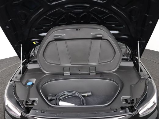 Volvo  XC40 Core | 70Kwh | Warmtepomp | Stoelverwarming | Getint Glas | All Season Banden ActivLease financial lease