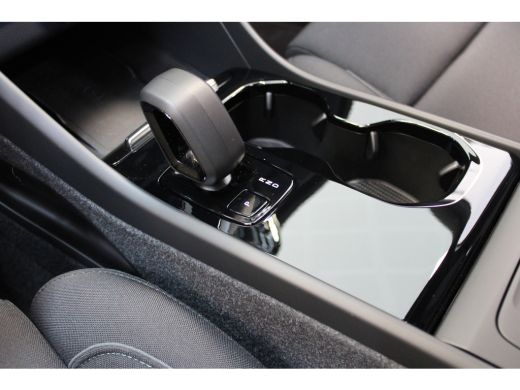Volvo  XC40 Volvo 82kWh 252PK Extended Range | Trekhaak | Climate pack | Keyless | Warmtepomp ActivLease financial lease