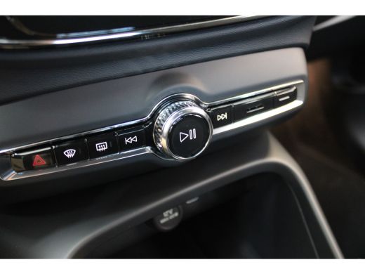 Volvo  XC40 Volvo 82kWh 252PK Extended Range | Trekhaak | Climate pack | Keyless | Warmtepomp ActivLease financial lease