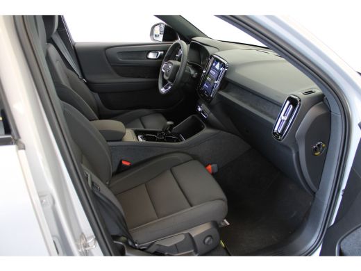 Volvo  XC40 Volvo 82kWh 252PK Extended Range | Trekhaak | Climate pack | Keyless | Warmtepomp ActivLease financial lease