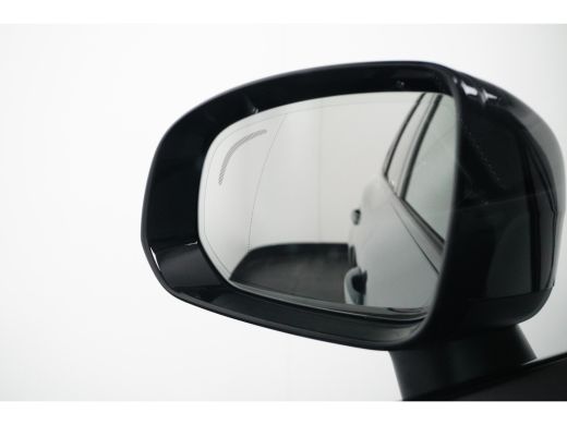 Volvo  XC60 Volvo 2.0 Recharge T6 AWD Ultimate Dark | Luchtvering | Bowers&Wilkins | 360 Camera | HUD | Trekh... ActivLease financial lease