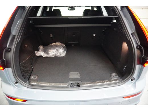 Volvo  XC60 Volvo 2.0 Recharge T6 AWD Ultimate Dark | Luchtvering | Bowers&Wilkins | 360 Camera | HUD | Trekh... ActivLease financial lease