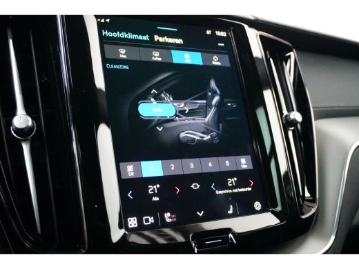 Volvo  XC60 Volvo 2.0 Recharge T6 AWD Ultimate Dark | Luchtvering | Bowers&Wilkins | 360 Camera | HUD | Trekh... ActivLease financial lease
