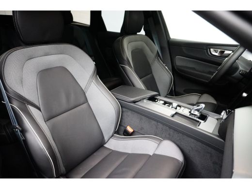 Volvo  XC60 Volvo 2.0 Recharge T6 AWD Ultimate Dark | Luchtvering | Bowers&Wilkins | 360 Camera | HUD | Trekh... ActivLease financial lease