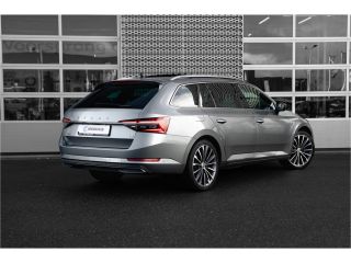 Skoda Superb Combi 1.4 TSI iV 218 pk Laurin & Klement | Leder | Trekhaak | Panoramadak | Full options!