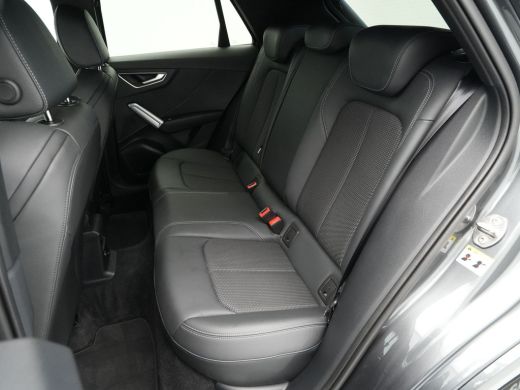 Audi Q2 35 150pk TFSI S-Tronic S Edition S Line ActivLease financial lease