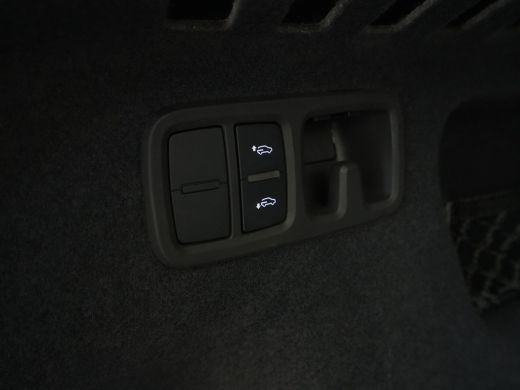 Audi Q8 55 TFSI e 380pk quattro Pro Line S-Line Navigatie Luchtvering Stoelmemory Bang & Olufsen ActivLease financial lease