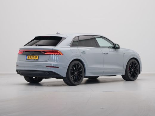 Audi Q8 55 TFSI e 380pk quattro Pro Line S-Line Navigatie Luchtvering Stoelmemory Bang & Olufsen ActivLease financial lease