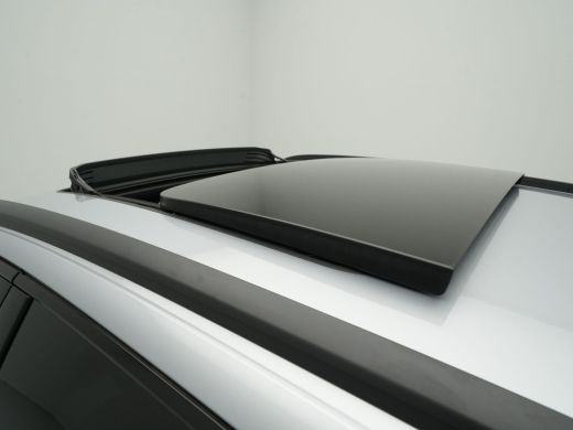 Audi Q8 e-tron 55 quattro Advanced Edition 115 kWh Panorama 360 Camera Trekhaak HUD 22'' 3 ActivLease financial lease