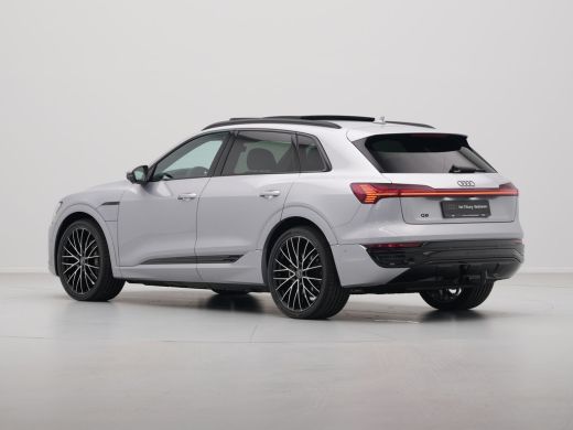 Audi Q8 e-tron 55 quattro Advanced Edition 115 kWh Panorama 360 Camera Trekhaak HUD 22'' 3 ActivLease financial lease