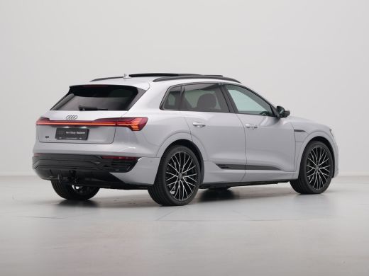 Audi Q8 e-tron 55 quattro Advanced Edition 115 kWh Panorama 360 Camera Trekhaak HUD 22'' 3 ActivLease financial lease