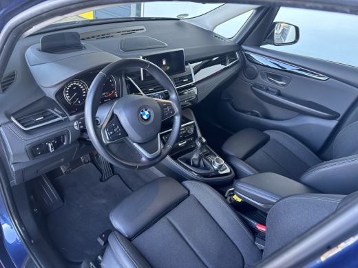 BMW 2 Serie Gran Tourer 216i 7p. Business Edition | trekhaak || Cruise control | Elektrisch bedienbare koffer... ActivLease financial lease