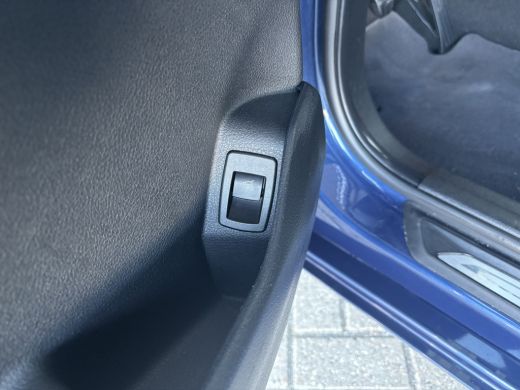 BMW 2 Serie Gran Tourer 216i 7p. Business Edition | trekhaak || Cruise control | Elektrisch bedienbare koffer... ActivLease financial lease