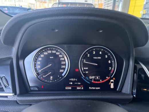 BMW 2 Serie Gran Tourer 216i 7p. Business Edition | trekhaak || Cruise control | Elektrisch bedienbare koffer... ActivLease financial lease