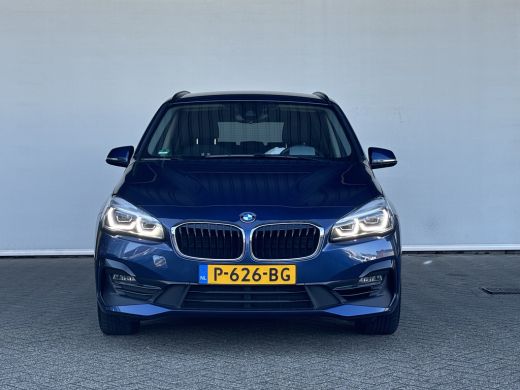 BMW 2 Serie Gran Tourer 216i 7p. Business Edition | trekhaak || Cruise control | Elektrisch bedienbare koffer... ActivLease financial lease