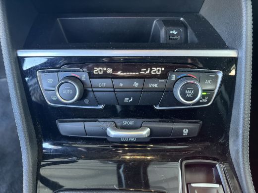 BMW 2 Serie Gran Tourer 216i 7p. Business Edition | trekhaak || Cruise control | Elektrisch bedienbare koffer... ActivLease financial lease