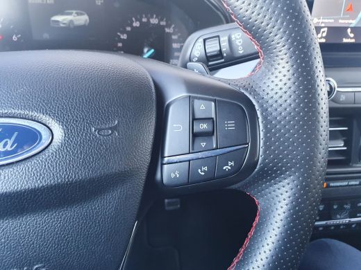 Ford Focus Wagon 1.5 150 PK ST Line | Winter Pack | Cruise Control | Parkeersensoren | Apple Carplay/Android... ActivLease financial lease