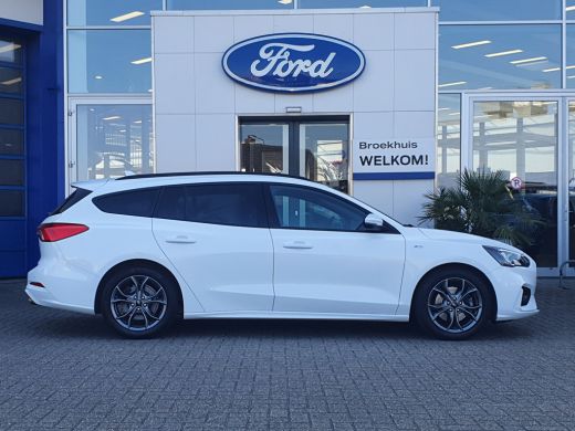 Ford Focus Wagon 1.5 150 PK ST Line | Winter Pack | Cruise Control | Parkeersensoren | Apple Carplay/Android... ActivLease financial lease